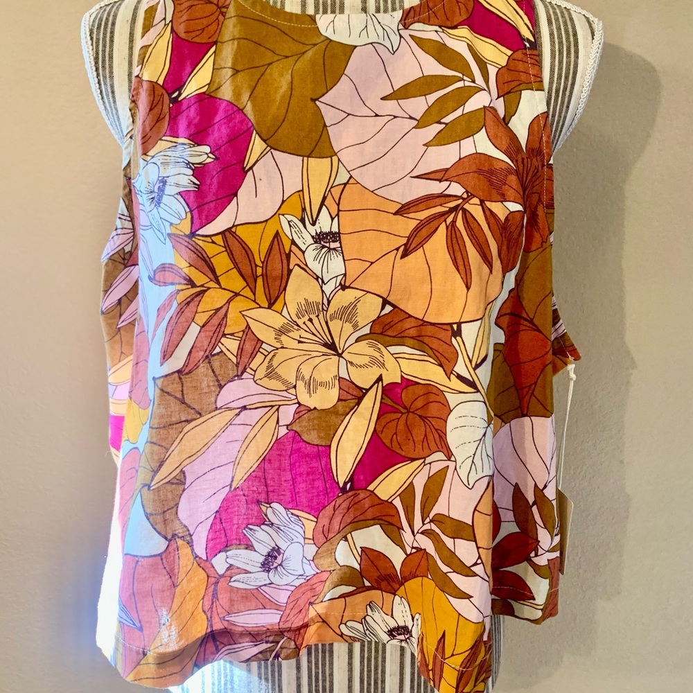 a.n.a Multicolor Floral Tank Top - Picture 3 of 14